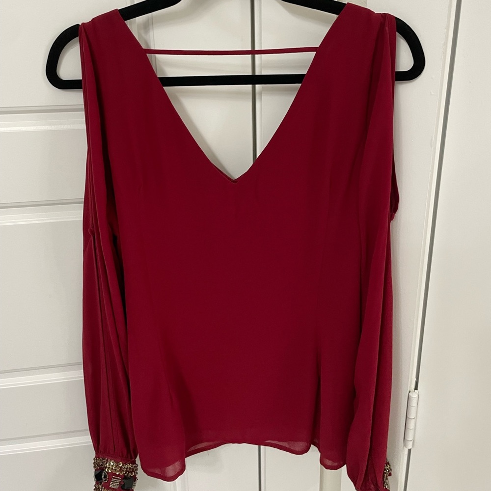 Red blouse - Picture 2 of 4